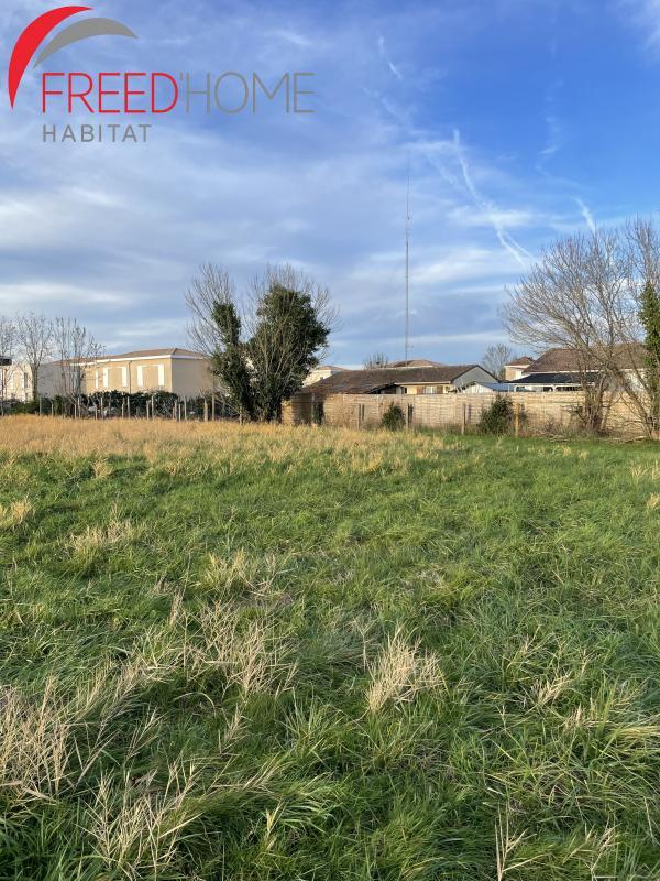 Terrain constructible - 910 m²