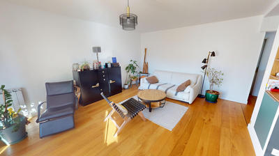 Appartement - 80 m² - 4 pièces