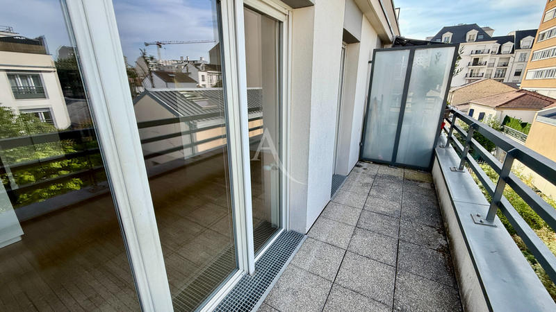 Appartement - 103 m² - 5 pièces