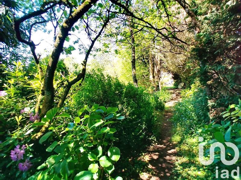 Maison - 390 m² - 4 pièces