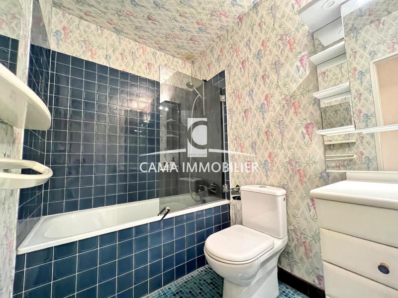 Maison - 196 m² - 7 pièces