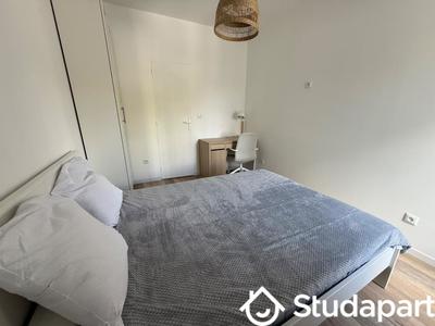 Chambre - 12 m² - 1 pièce