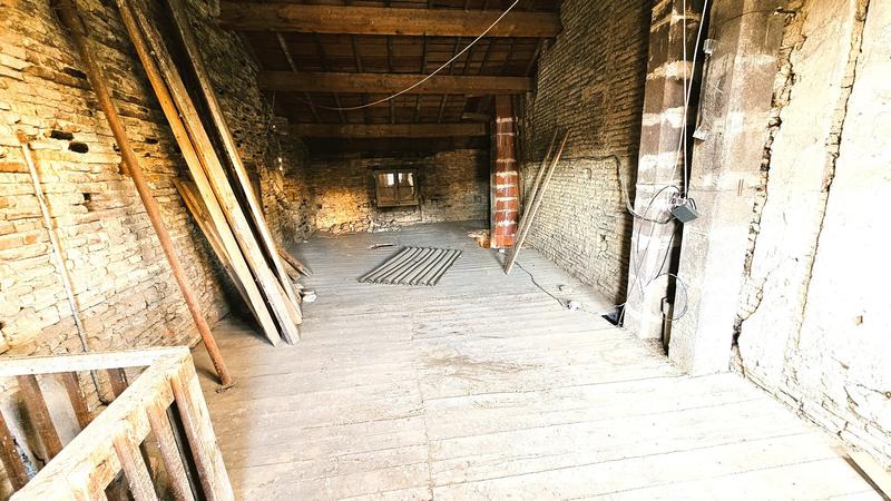 Immeuble - 155 m² - 8 pièces