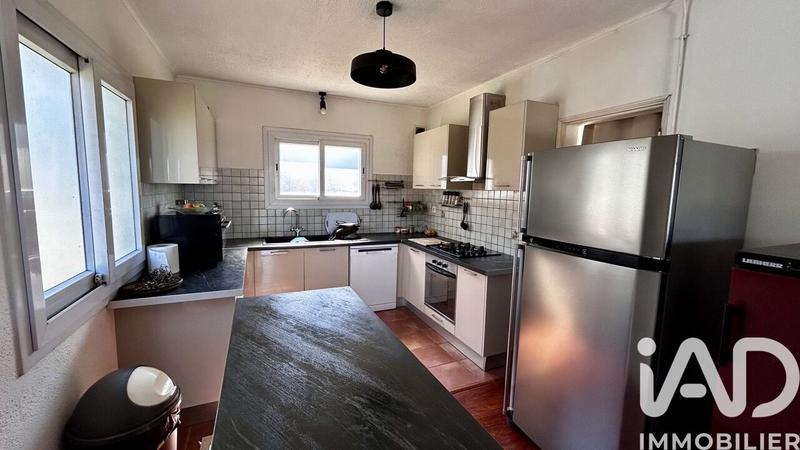 Maison - 140 m² - 5 pièces