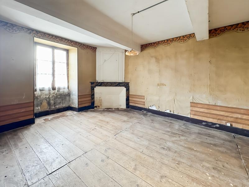 Maison - 204 m² - 6 pièces