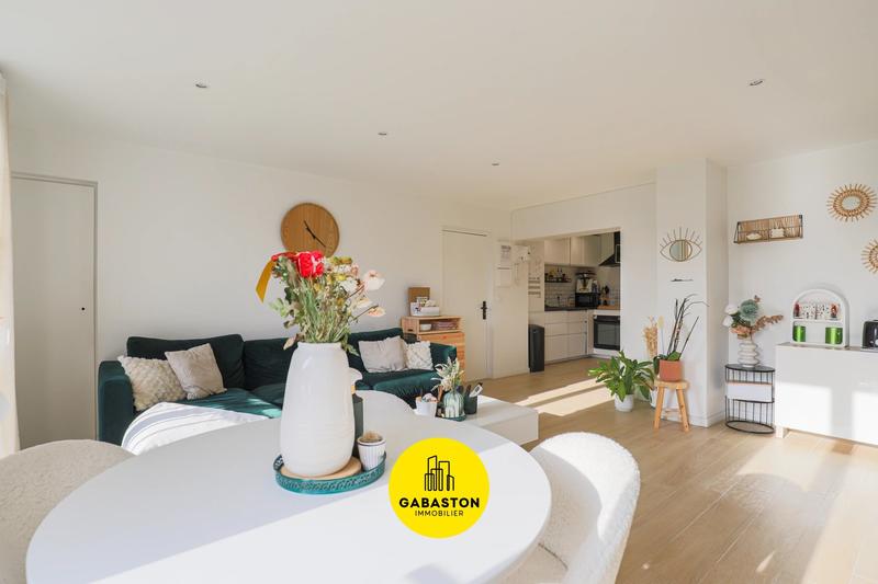 Appartement - 61 m² - 3 pièces