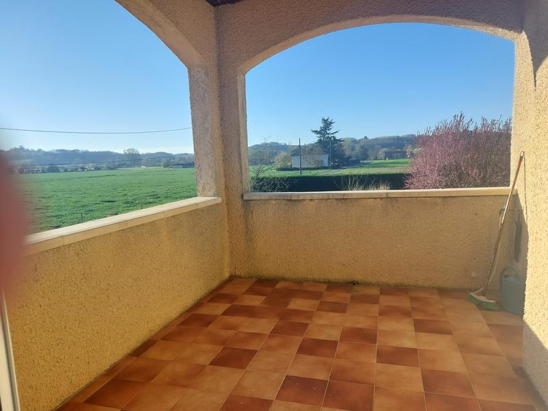 Maison traditionnelle - 191 m² - 10 pièces