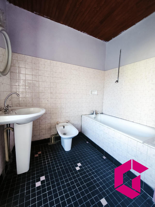 Maison - 73 m² - 7 pièces