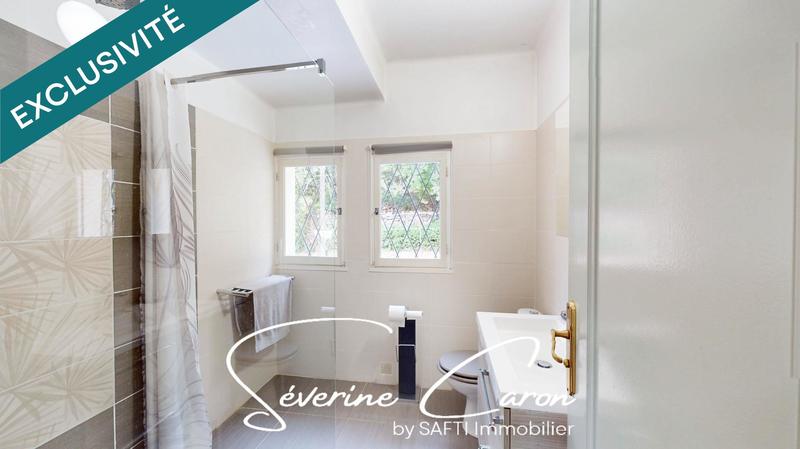 Maison - 185 m² - 9 pièces