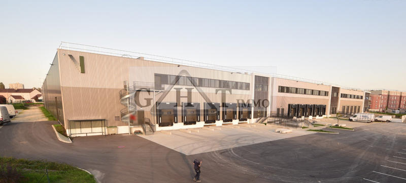 Entrepôt - 4 082 m²