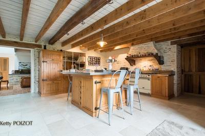 Maison - 184 m² - 8 pièces