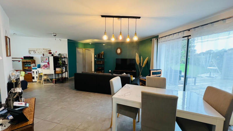 Maison - 137 m² - 5 pièces