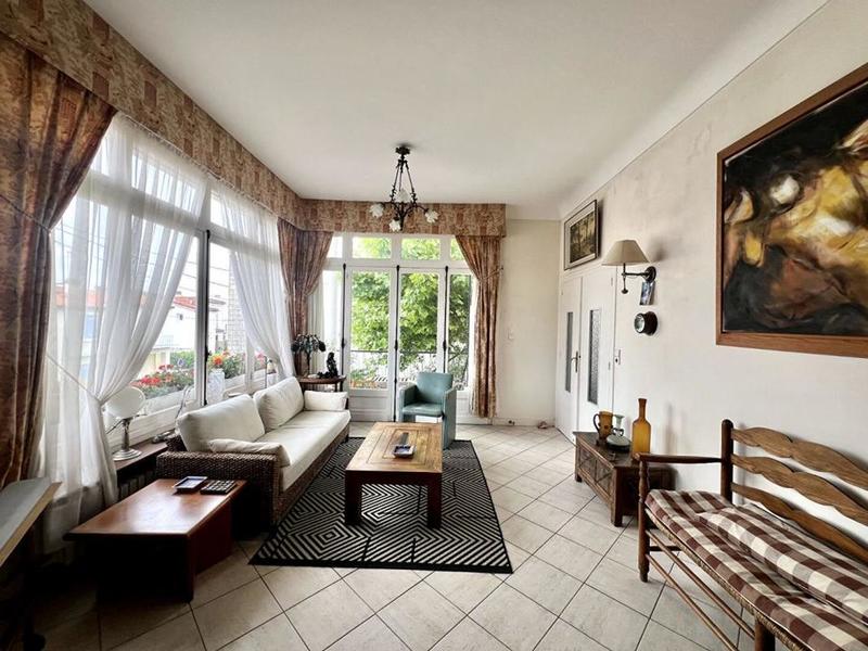 Maison - 142 m² - 6 pièces