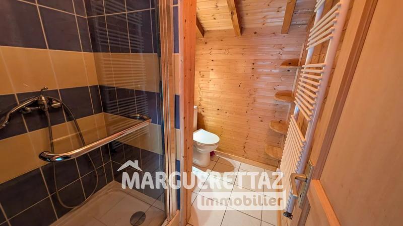 Maison - 237 m² - 7 pièces