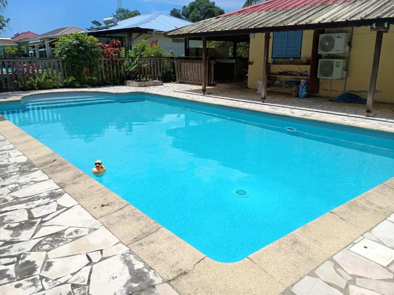 Villa - 90 m² - 4 pièces