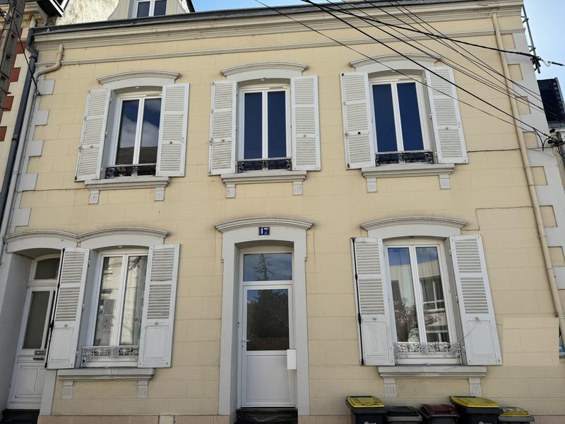 Appartement - 166 m² - 6 pièces