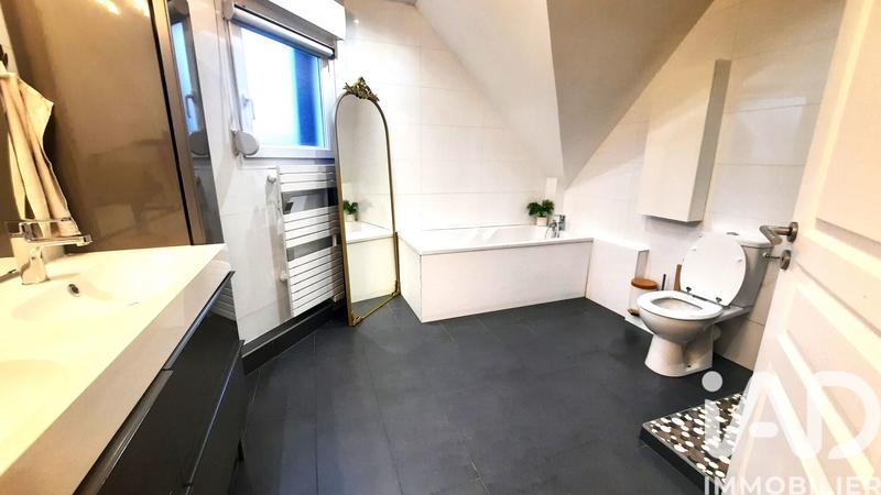 Maison - 119 m² - 6 pièces