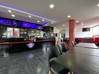 Local commercial - 280 m²