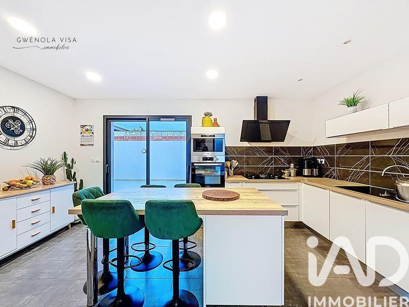 Maison - 130 m² - 4 pièces