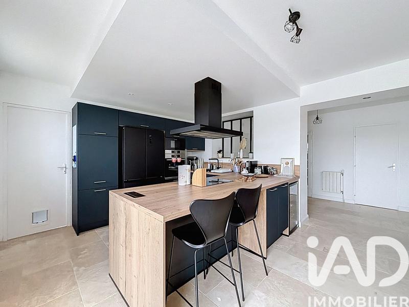 Maison - 200 m² - 7 pièces