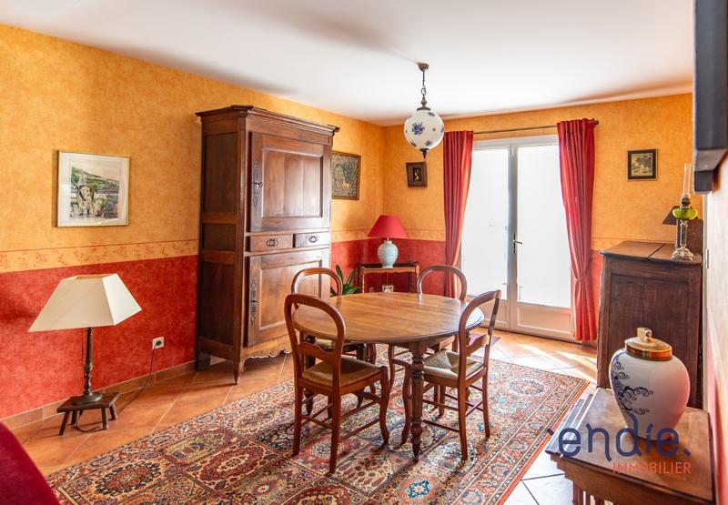 Maison - 183 m² - 7 pièces