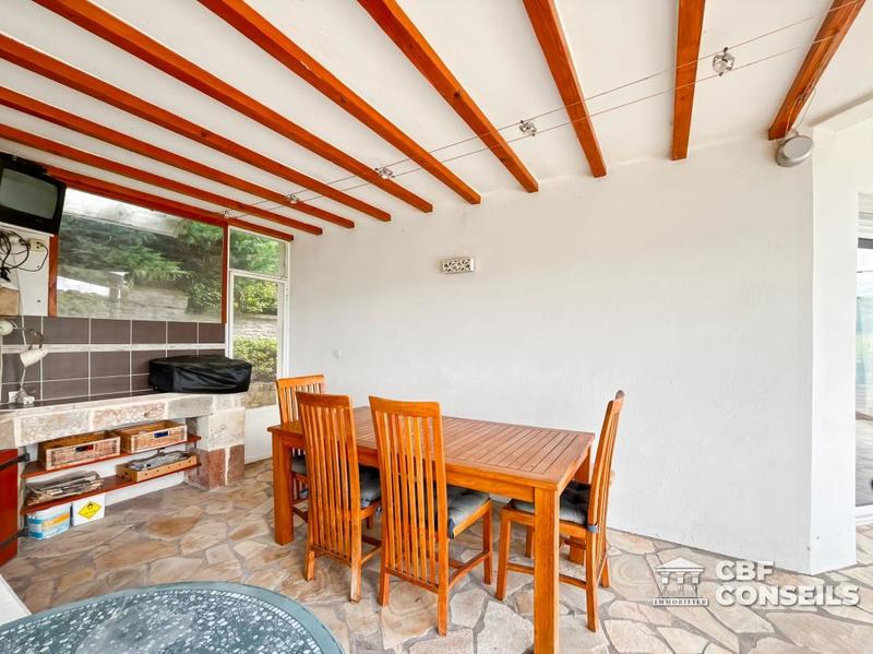 Villa - 206 m² - 7 pièces