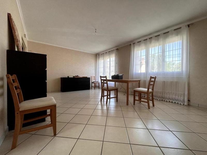 Maison traditionnelle - 76 m² - 3 pièces