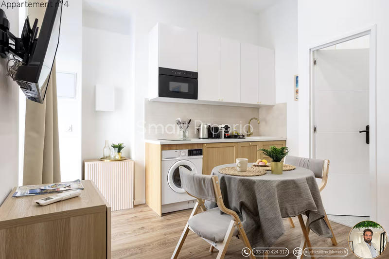 Appartement - 100 m² - 9 pièces