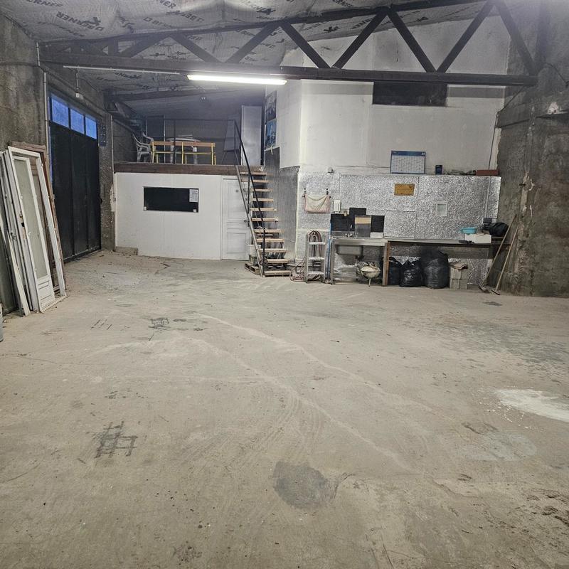 Bureau - 250 m² - 3 pièces