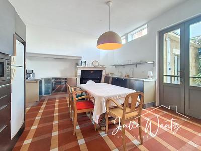 Maison - 170 m² - 6 pièces