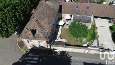 Maison - 270 m² - 7 pièces