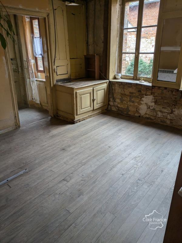 Maison - 145 m² - 8 pièces