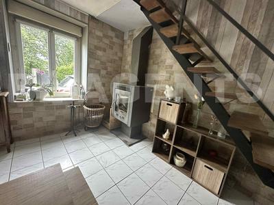 Maison - 91 m² - 5 pièces