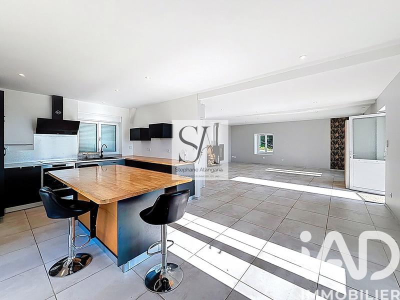 Maison - 132 m² - 5 pièces