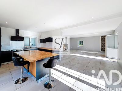 Maison - 132 m² - 5 pièces