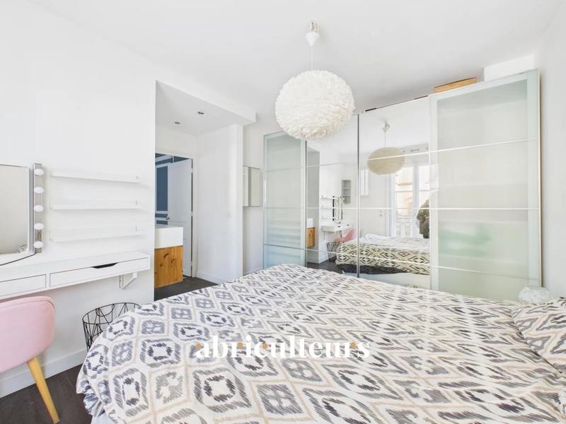 Appartement ancien - 67 m² - 3 pièces