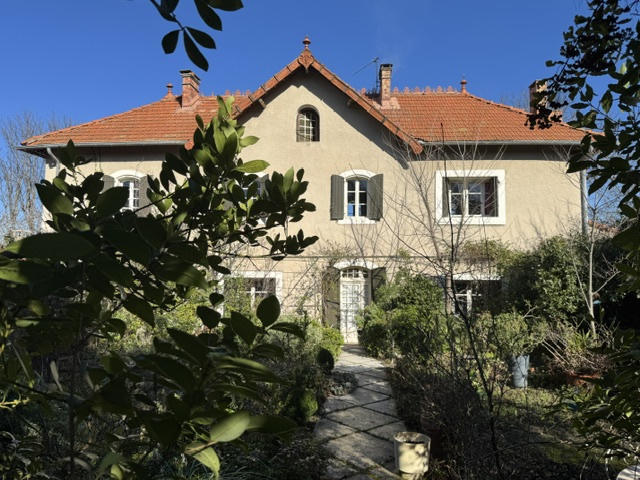 Maison de village - 149 m² - 8 pièces