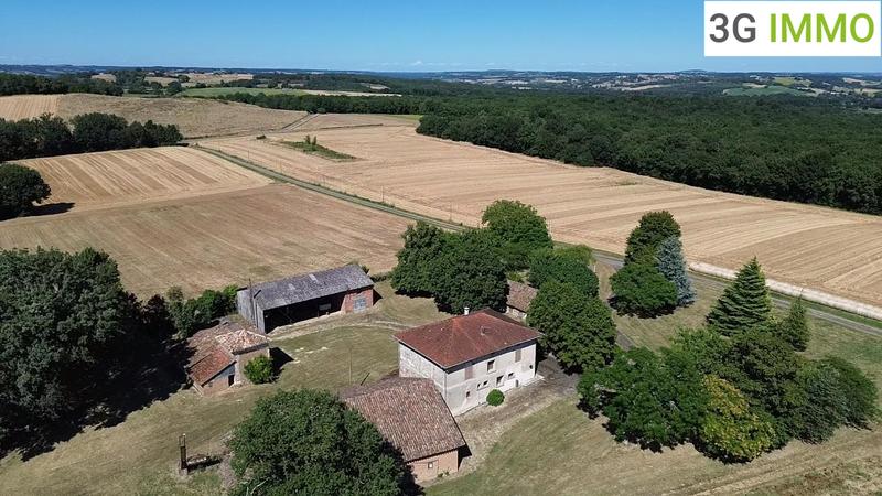 Corps de ferme - 220 m² - 7 pièces