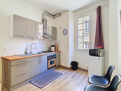 Immeuble - 172 m² - 9 pièces