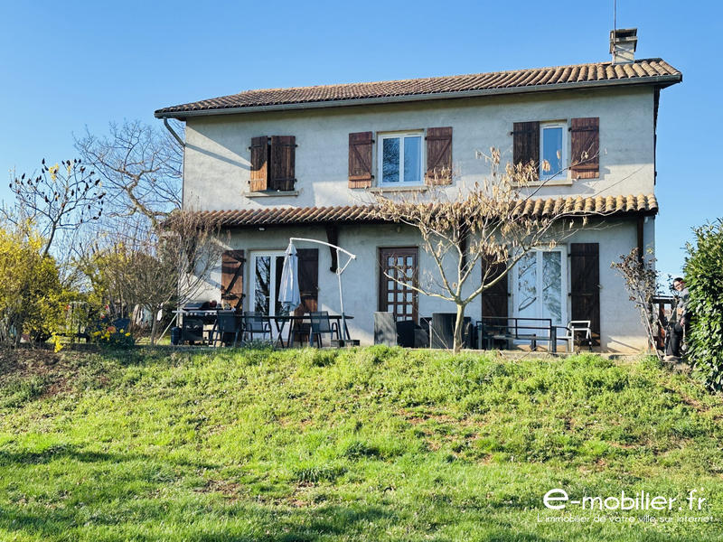 Maison - 160 m² - 7 pièces