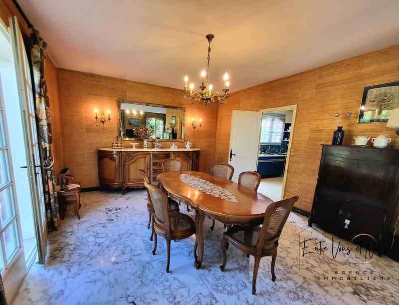 Maison - 167 m² - 6 pièces