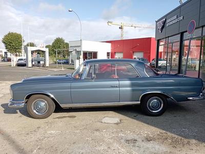 Mercedes 220 se Coupe