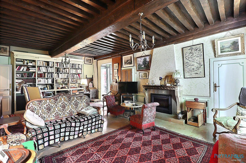 Maison ancienne - 248 m² - 9 pièces