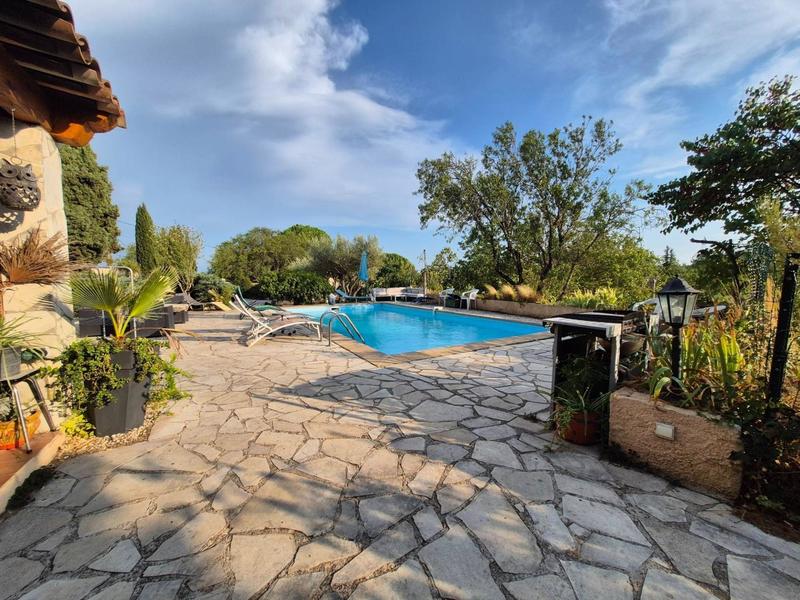 Bastide - 155 m² - 10 pièces