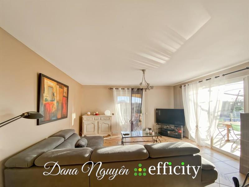 Villa - 176 m² - 8 pièces