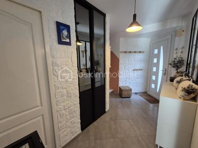 Maison - 102 m² - 6 pièces