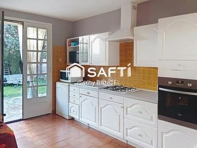 Maison - 162 m² - 6 pièces