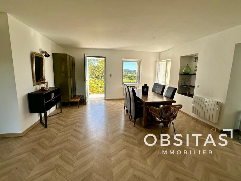 Maison - 195 m² - 6 pièces