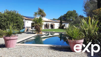 Villa - 210 m² - 7 pièces