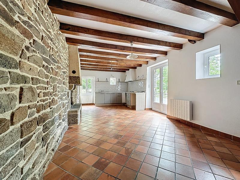 Maison - 163 m² - 6 pièces